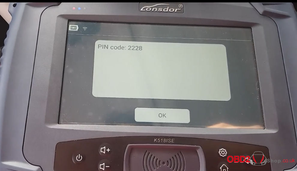 Lonsdor K518 Reads PIN code on JEEP Compass-5