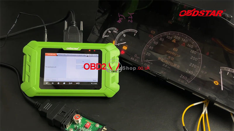 obdstar-mt501-power-on-dashboard-abs-gear-lever-ac-panel-8