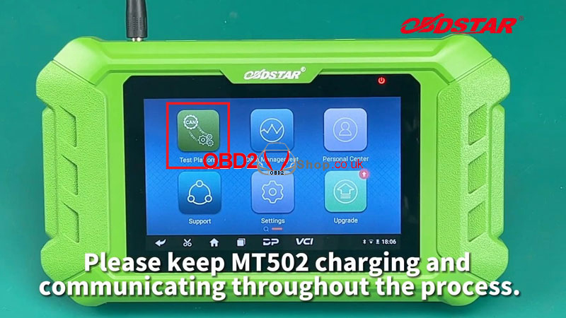 obdstar-mt502-test-toyota-compressor-by-bench-(2)