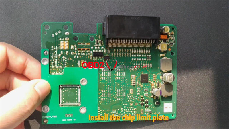 replace-yanhua-kvm-spc56b-chip-for-jlr-9