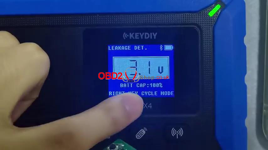 keydiy-deal-free-kd-x4-tool-with-$1500-kd-remote-purchase-(11)