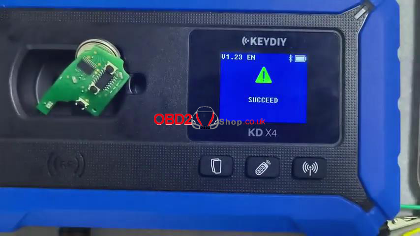 keydiy-deal-free-kd-x4-tool-with-$1500-kd-remote-purchase-(8)