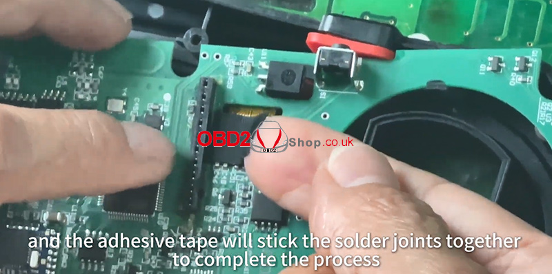 keydiy-kd-x2-lcd-replacement-tutorial-14