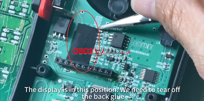 keydiy-kd-x2-lcd-replacement-tutorial-7