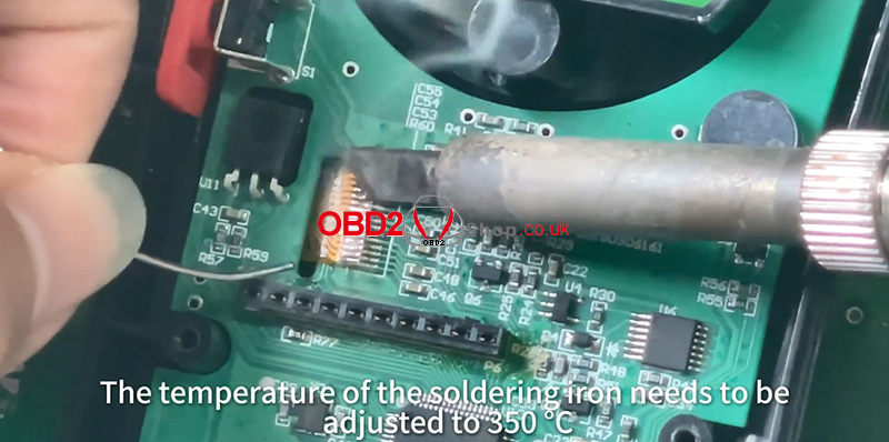 keydiy-kd-x2-lcd-replacement-tutorial-8