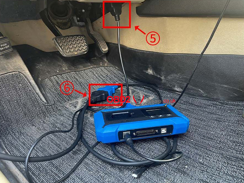 using-the-keydiy-toyota-8a-all-lost-key-adapter-7