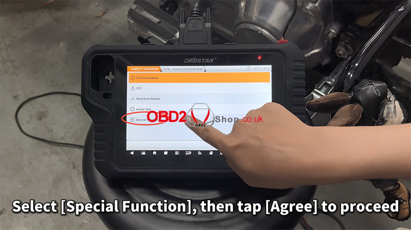 2021-harley-davidson-key-programming-with-motomaster-6