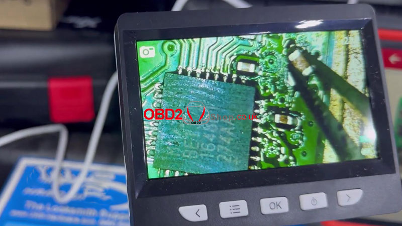 2019-audi-q7-key-data-collection-with-xhorse-mlb-tool-5