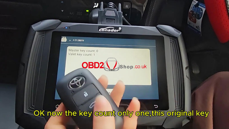 how-to-add-2023-toyota-yaris-smart-key-with-lonsdor-k518-pro-3