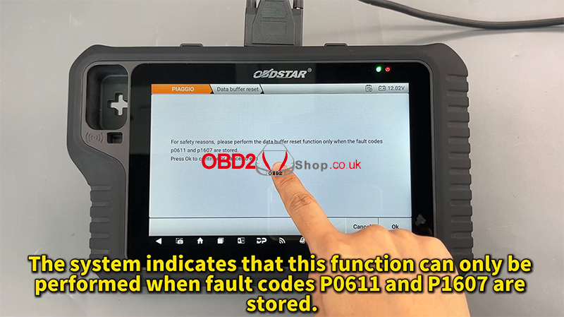 resetting-data-buffer-for-piaggio-motorbike-via-obdstar-motomaster-10