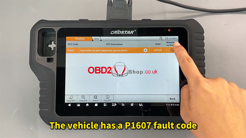 resetting-data-buffer-for-piaggio-motorbike-via-obdstar-motomaster-5