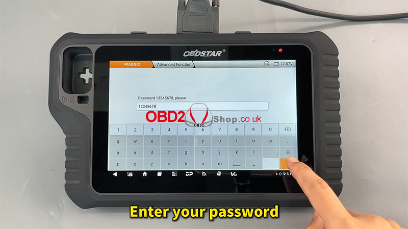 resetting-data-buffer-for-piaggio-motorbike-via-obdstar-motomaster-8