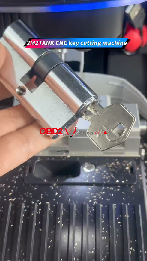 how-to-cut-a-tessa-key-by-bitting-with-2m2-tank-10
